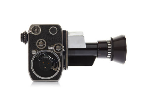 cámara de video analógica de 8 mm anticuada sobre fondo blanco - 8mm camera fotografías e imágenes de stock
