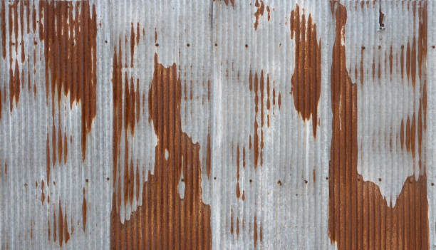 녹슨 금속 또는 사이딩, 오래된 시트 지붕 질감, 오래된 시트의 패턴 - corrugated iron metal iron rusty 뉴스 사진 이미지