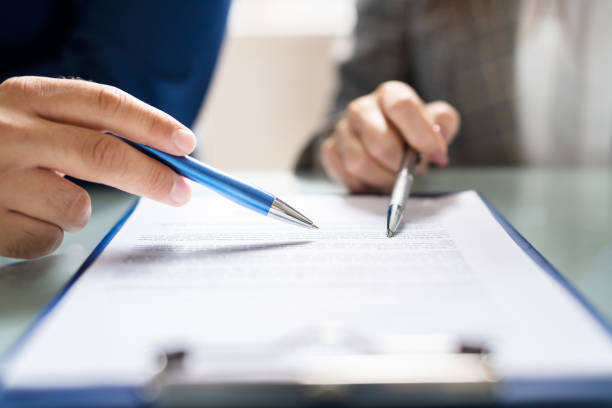 istock Lawyer Contract Mediation And Review 1320665352