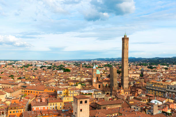 Two famous falling Bologna towers Asinelli and Garisenda. Evening view, Bologna, Emilia-Romagna, Italy. Two famous falling Bologna towers Asinelli and Garisenda. Evening view, Bologna, Emilia-Romagna, Italy. bologna photos stock pictures, royalty-free photos & images