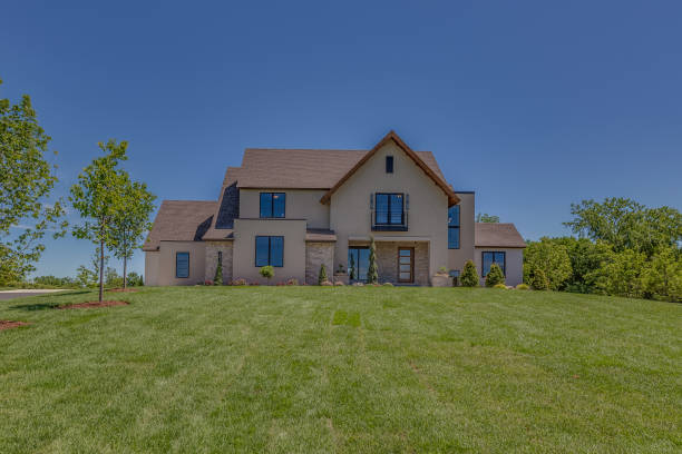 istock New luxury home on large property 1320842472