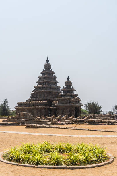 istock Shore Temple of Mahabalipuram 1320924343