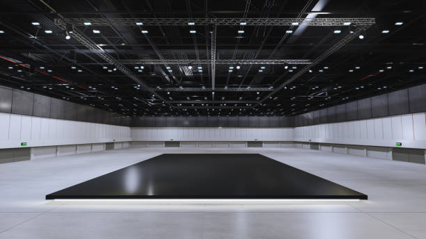istock Empty exhibition center with truss. backdrop for exhibition stands.3d render. 1320951875