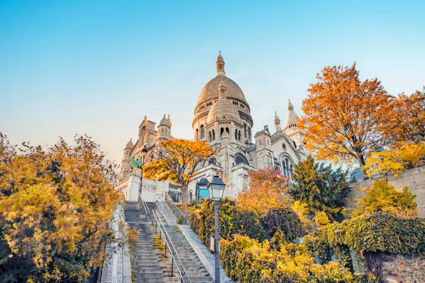 Sacre-Coeur Basilica in Montmartre, Paris Sacre-Coeur Basilica in Paris choeur stock pictures, royalty-free photos & images