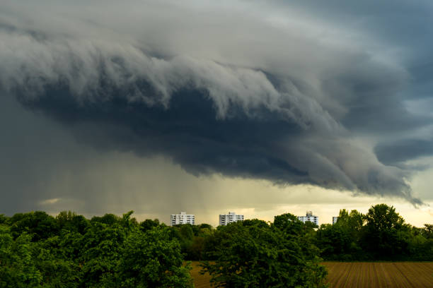istock Ominous sky over city before the thunderstorm 1320963727