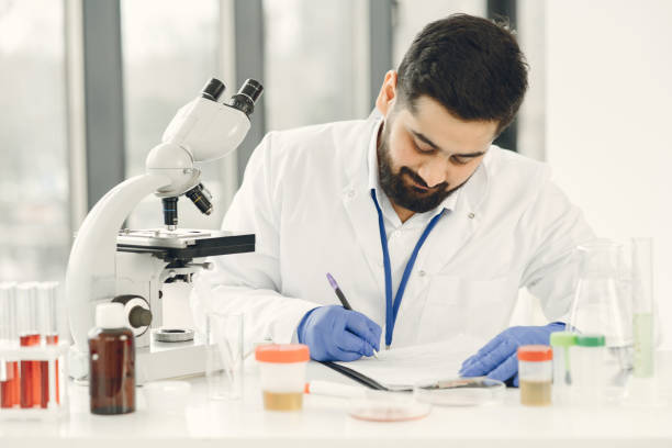 istock laboratory, microscope, research, science, scientist, person, analyzing, biochemistry, chemistry, doctor, medicine, male, man, adult, analysis, discovery, medical, technician, technology, biology, chemist, clinic, development, experiment, expertise 1320986817