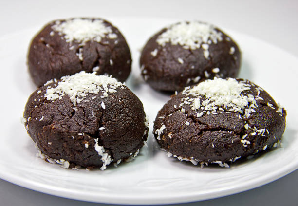 istock Brownie chocolate cookies 1320987073
