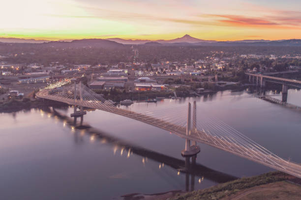 istock Sunrise at Portland, Oregon 1321029674