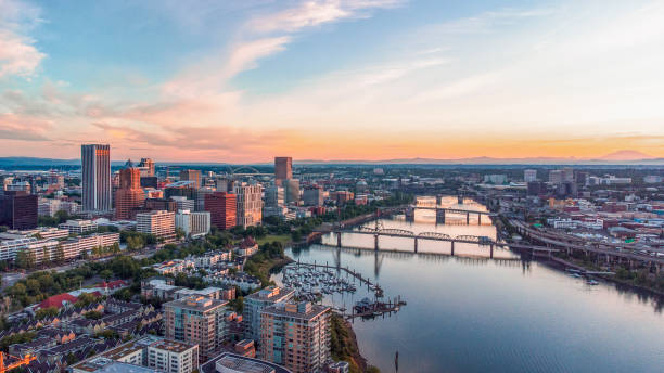 istock Sunrise at Portland, Oregon 1321029679