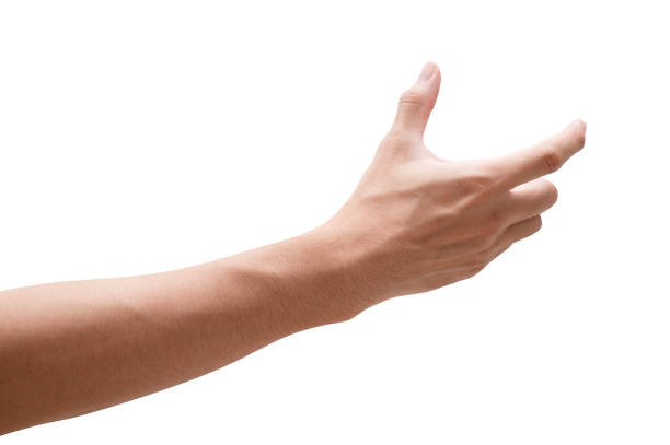 isoliert von männlicher hand, die so etwas wie eine flasche oder dose hält. - hand greifen stock-fotos und bilder