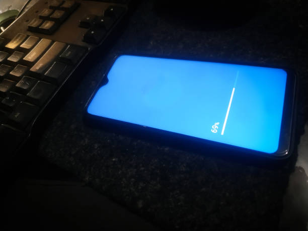 istock The process of restarting the cellphone 1321071332