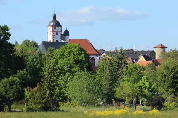 istock Church of Dettelbach and park 1321078764