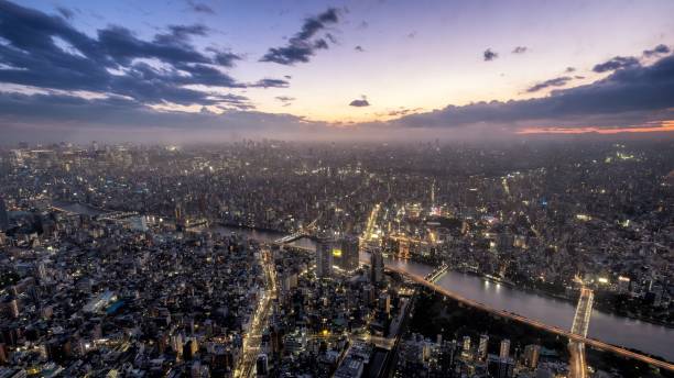 도쿄 의 도쿄 스카이 트리에서 황혼의 전망, 일본 - tokyo prefecture night tokyo tower skyline 뉴스 사진 이미지