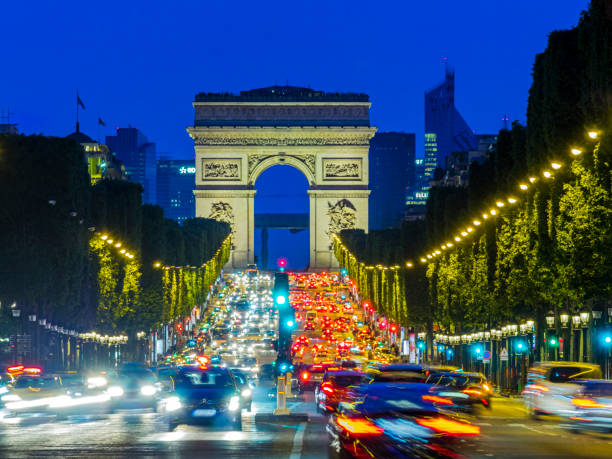 istock Paris France 1321205928