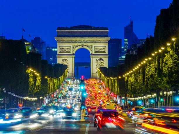 istock Paris France 1321205988