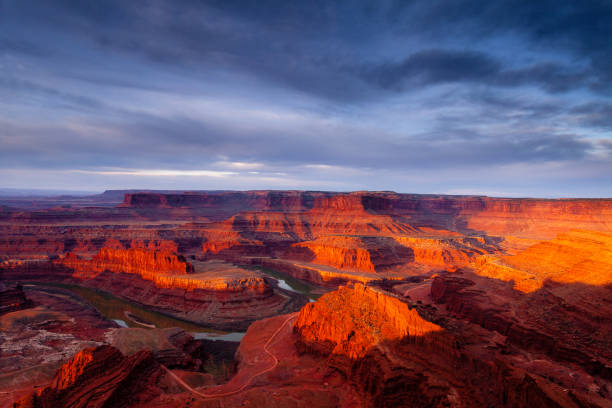 istock Dead Horse Point at Dawn 1321252784