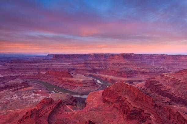 istock Dead Horse Point at Dawn 1321253025