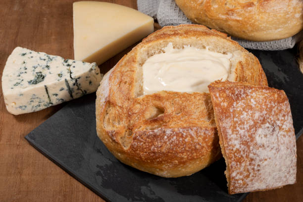 istock Cream cheese inside Italian bread with croutons, fondue. 1321308336
