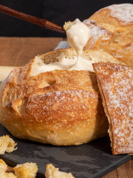 istock Cream cheese inside Italian bread with croutons, fondue. 1321308388