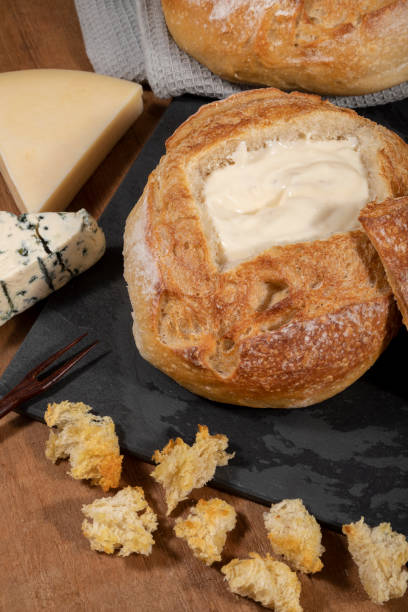 istock Cream cheese inside Italian bread with croutons, fondue. 1321308408