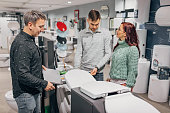 wir-brauchen-ihre-hilfe-wir-k%C3%B6nnen-
