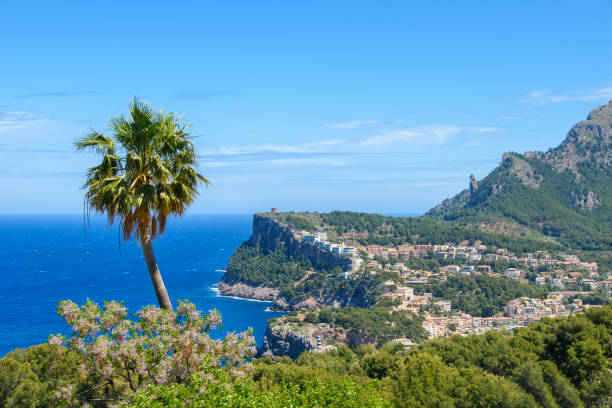 istock Port de Soller, Mallorca, Spain 1321366160