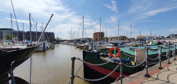 istock Marina in Kingston-Upon-Hull 1321371386