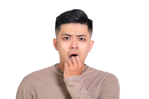 驚きとショックを受けた表情を持つ男 - 衝撃 ストックフォトと画像