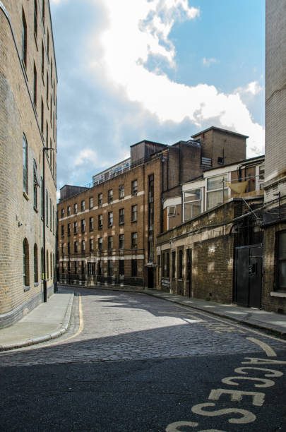 istock Narrow historic road, central London 1321427515