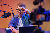 vlogger.jpg?b=1&s=170x170&k=20&c=vqkKvw9