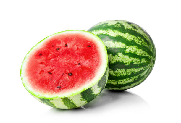 白い背景に分離熟したジューシーなスイカ。 - watermelon ストックフォトと画像