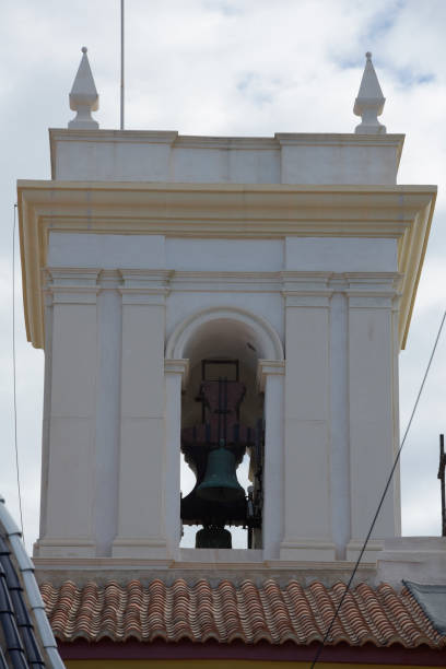 가톨릭 교회의 종과 종탑의 전망. - church bell tower temple catholicism 뉴스 사진 이미지