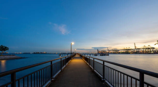 istock Waterfront walking pier in Singapore 1321624677