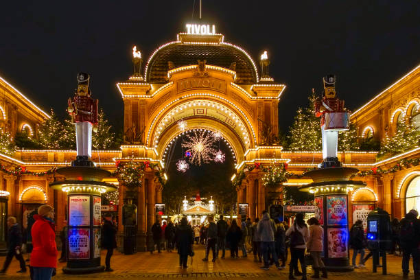 boże narodzenie w tivoli kopenhaga - tivoli copenhagen denmark danish culture zdjęcia i obrazy z banku zdjęć