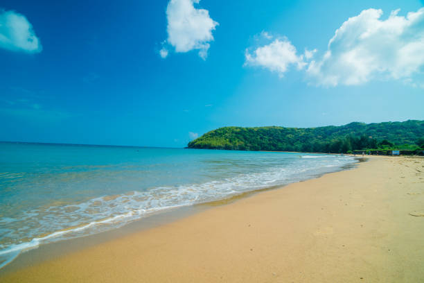 istock Island Knife VIETNAM 1321662638