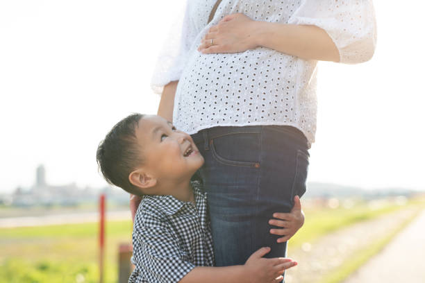 istock Pregnant mother and child 1321663807