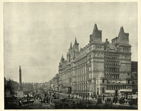 Vintage photograph of Lime Street and the North Western Hotel, Liverpool, England, Victorian 19th Century