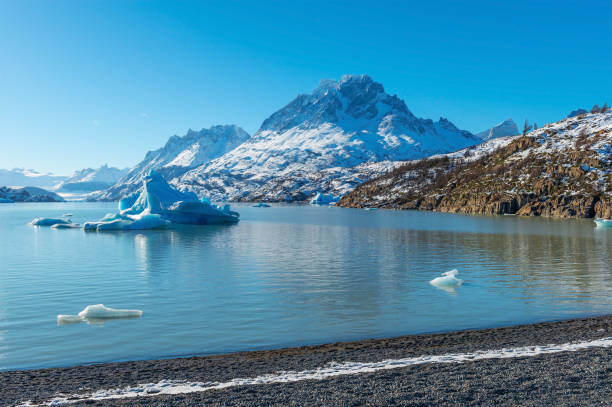 torres del paine winter, patagonien, chile - magallanes y antartica chilena region stock-fotos und bilder