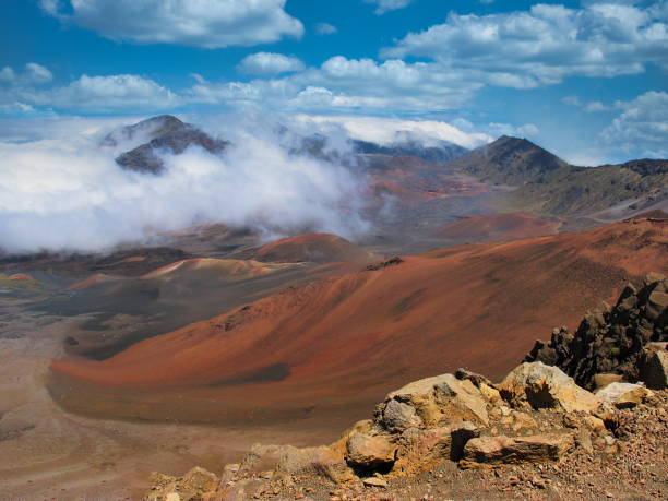 ハレアカラ国立公園 - haleakala national park ストックフォトと画像