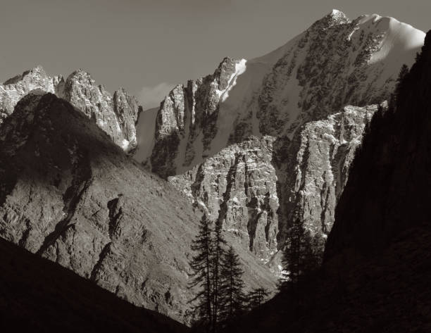 istock Mountain peaks, black and white landscape 1321827664