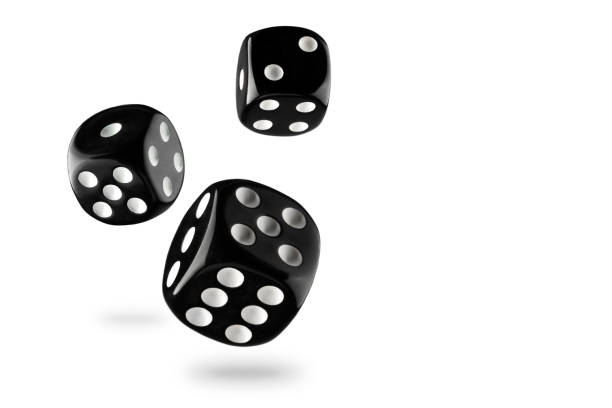 白い点を持つ黒いサイコロ、クリッピングのための白い背景に分離、賭ける余暇の幸運 - dice cube number 6 luck ストックフォトと画像