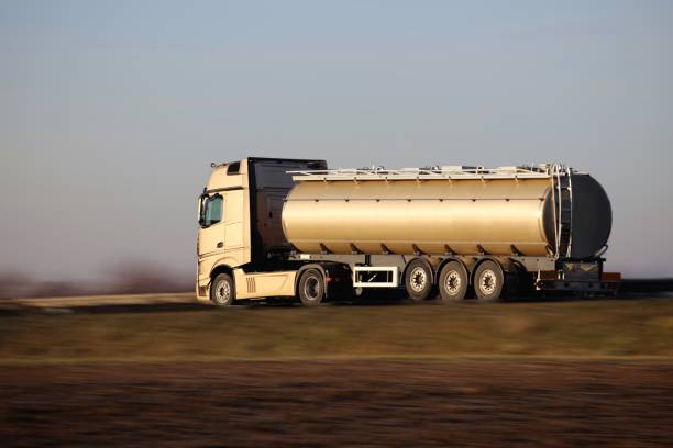 istock Symbol image: Truck on the highway 1321875487