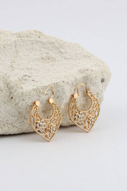 istock jewellery earring 1321928415