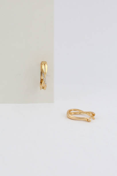 istock jewellery earring 1321930078