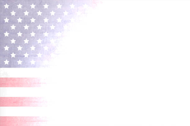 illustrazioni stock, clip art, cartoni animati e icone di tendenza di un'illustrazione vettoriale orizzontale effetto grunge della bandiera usa sbiadita in bianco da destra - backgrounds us memorial day patriotism american flag