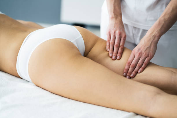 istock Thigh Cellulite Soothing Shiatsu Aroma Massage 1322057431