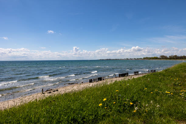 istock Stretch of coast near Dahme 1322104798