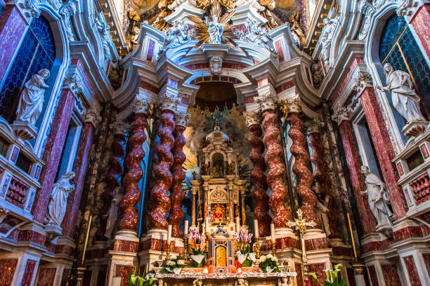 chiesa di santa maria di nazareth - cathedral italy venice italy inside of foto e immagini stock