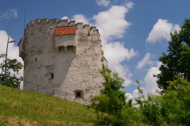 istock The White Tower from Brasov, Transylvania, Romania (1460 -1494) 1322180324