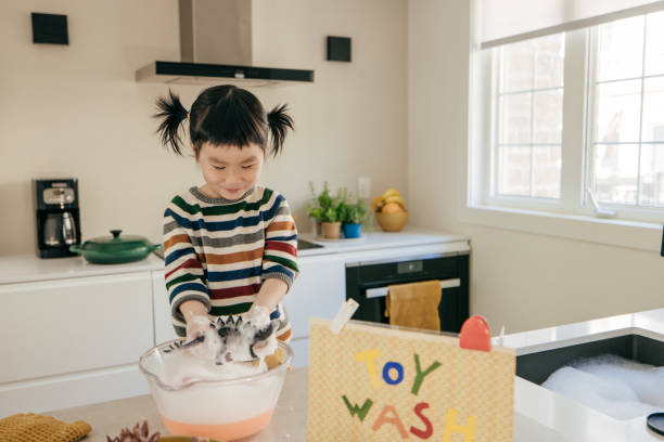 istock activities to do with kids on Father's Day 1322181200